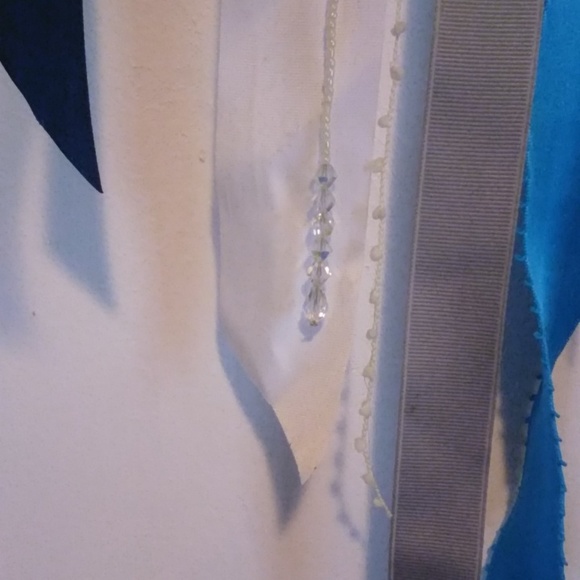 Whimsical ribbon wall decor made w Swarovski crystals - Picture 3 of 8